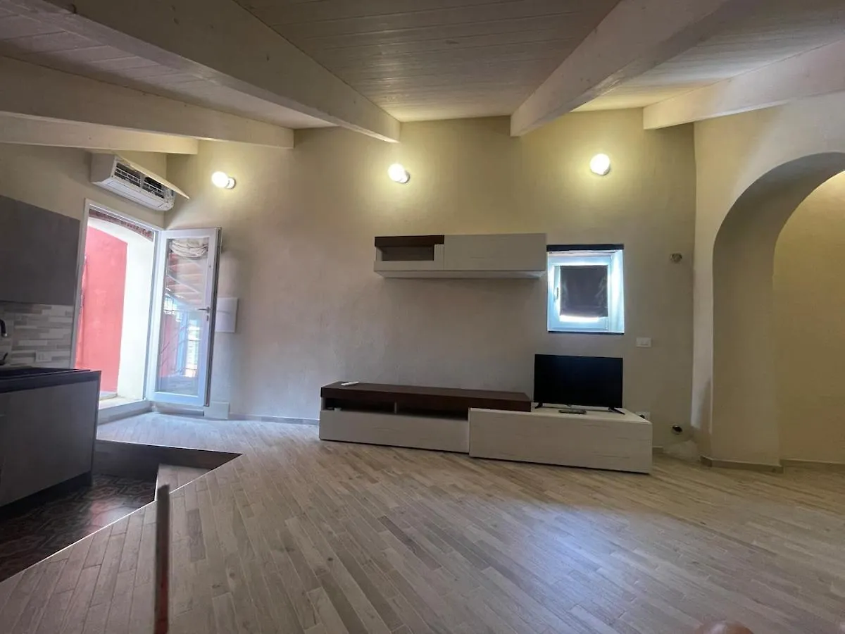 La Mansarda Di Daniele Apartment Albenga